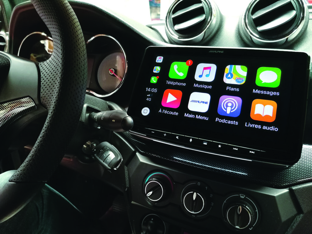 Aixam Multimedia Tabletradio 9" mit Apple CarPlay und AndroidAuto